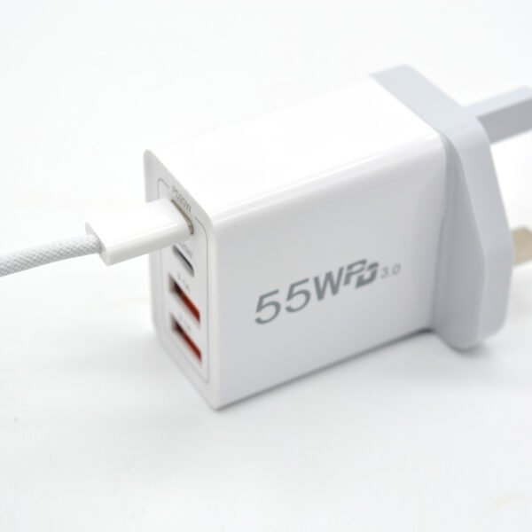 55W GaN Charger Multi-Ports PD Fast Charger for mobile phones
