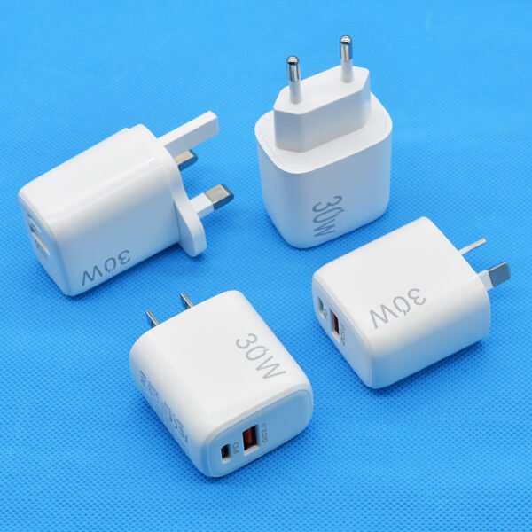 Hot Selling USB QC3.0 Fast Charger PD 30W Adapters Mobile Phone Charger